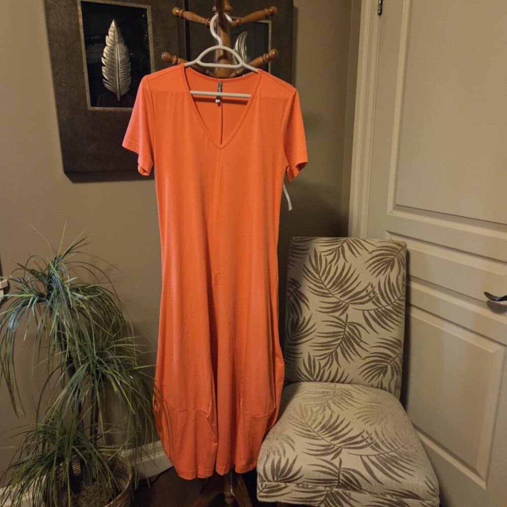Nyah Coral Dress - New, with tags